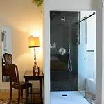 Couette-café Domus Aleria Deluxe 4*