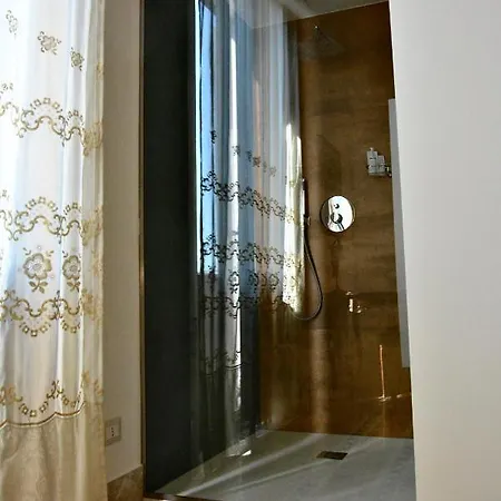 Domus Aleria Deluxe Alojamento de Acomodação e Pequeno-almoço