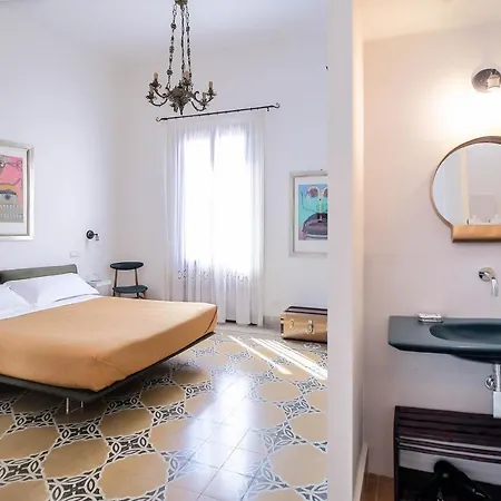 Domus Aleria Deluxe Alojamento de Acomodação e Pequeno-almoço Sciacca