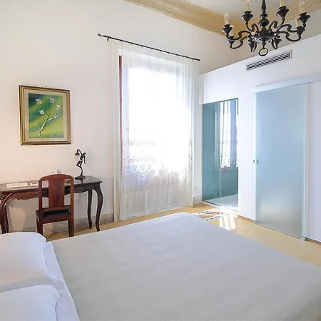 Domus Aleria Deluxe *